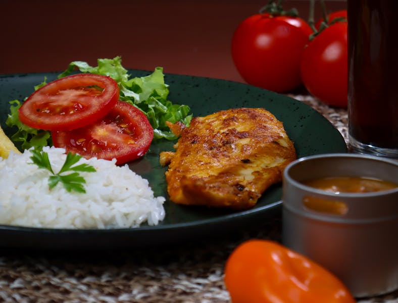 Rio Sunrise Bowl with eggs and avocado